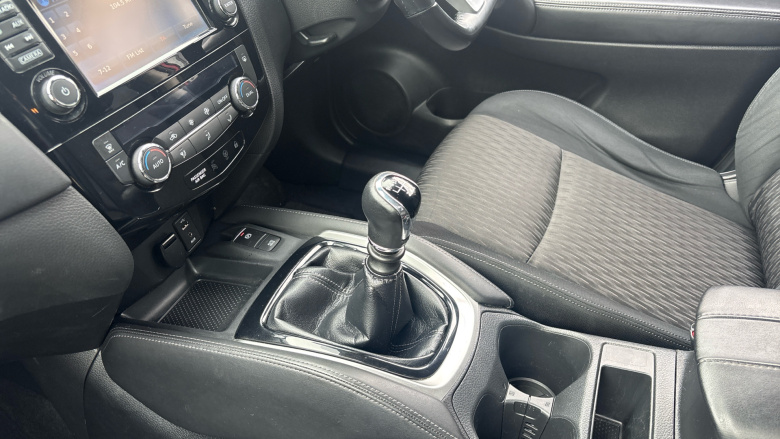 Nissan X-Trail 1.7 dCi N-Connecta 5dr Diesel Station Wagon